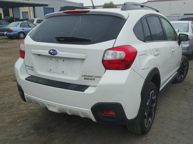 JF2GPABC8H8217690 - 2017 SUBARU CROSSTREK WHITE photo 4