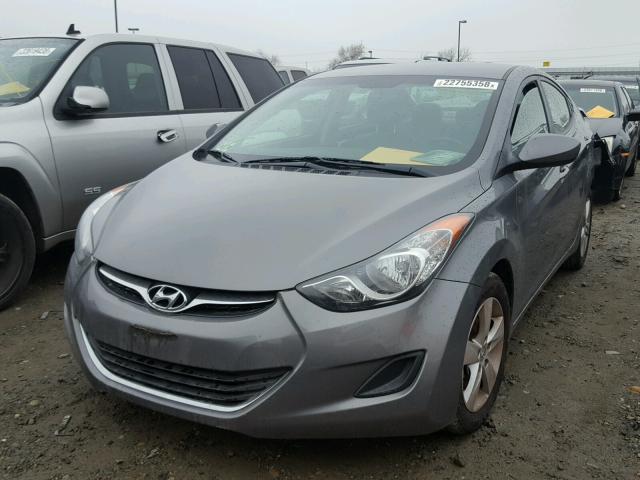 5NPDH4AE3DH251180 - 2013 HYUNDAI ELANTRA GL CHARCOAL photo 2