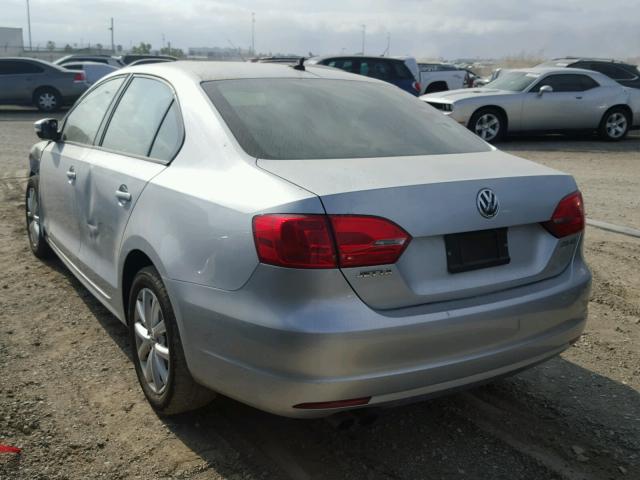 3VWDZ7AJ2BM342487 - 2011 VOLKSWAGEN JETTA SE SILVER photo 3