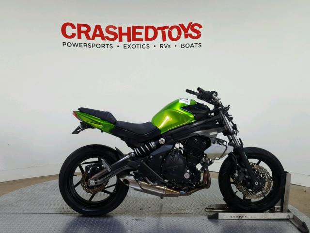 JKAEXEE15CDA05253 - 2012 KAWASAKI EX650 EC GREEN photo 1