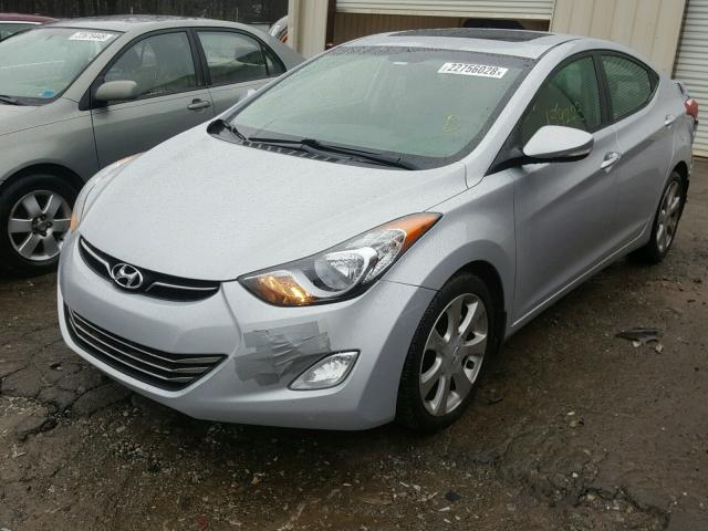 5NPDH4AE2CH143695 - 2012 HYUNDAI ELANTRA GL SILVER photo 2