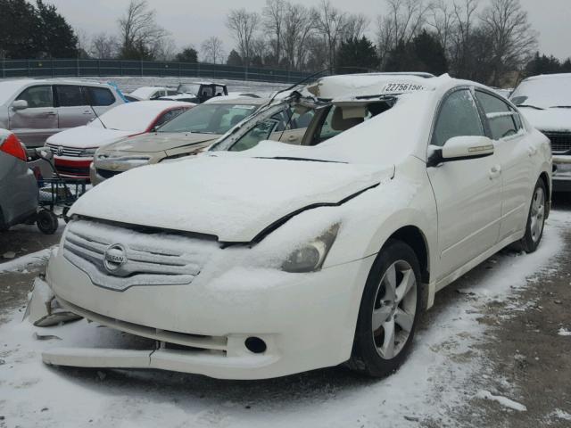 1N4BL21E68C175102 - 2008 NISSAN ALTIMA 3.5 WHITE photo 2