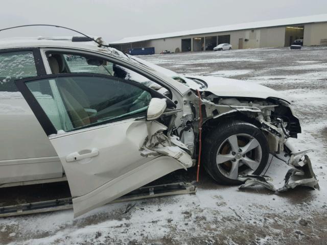 1N4BL21E68C175102 - 2008 NISSAN ALTIMA 3.5 WHITE photo 9