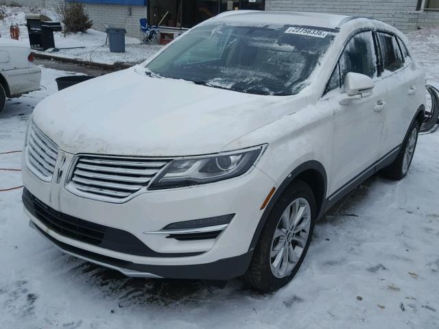 5LMCJ2C91HUL32641 - 2017 LINCOLN MKC SELECT 白色 照片 2
