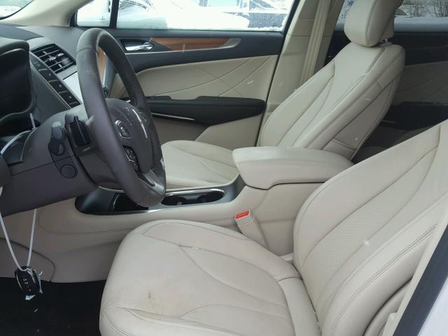 5LMCJ2C91HUL32641 - 2017 LINCOLN MKC SELECT 白色 照片 5