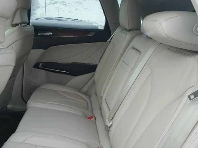 5LMCJ2C91HUL32641 - 2017 LINCOLN MKC SELECT 白色 照片 6