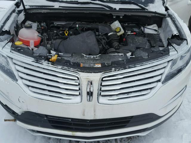 5LMCJ2C91HUL32641 - 2017 LINCOLN MKC SELECT WHITE photo 7