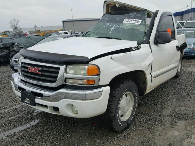 2GTEK19T541202667 - 2004 GMC NEW SIERRA WHITE photo 2