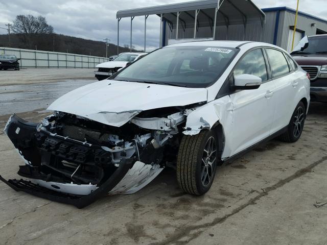 1FADP3H26HL242764 - 2017 FORD FOCUS SEL WHITE photo 2