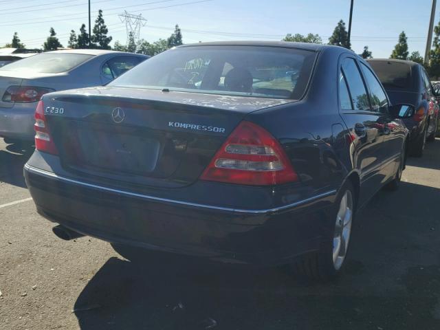 WDBRF40J74F507405 - 2004 MERCEDES-BENZ C 230K SPO BLUE photo 4