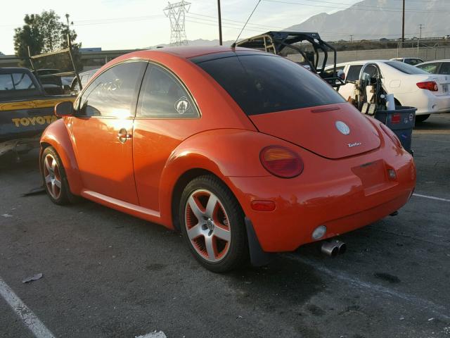 3VWCD21C82M427817 - 2002 VOLKSWAGEN NEW BEETLE ORANGE photo 3