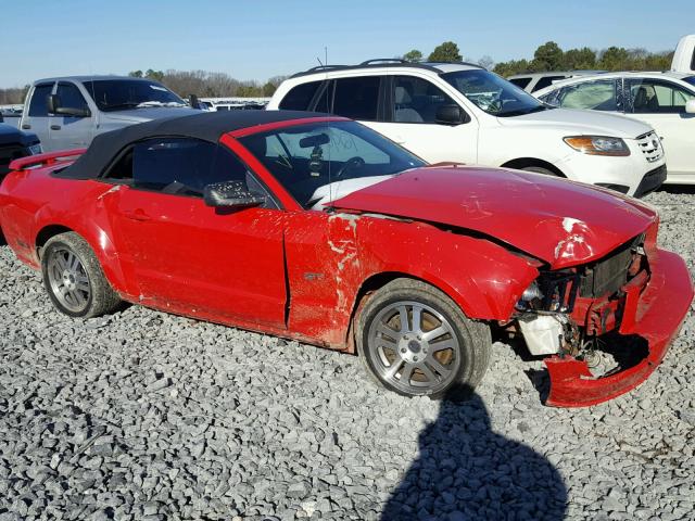 1ZVFT85H255257490 - 2005 FORD MUSTANG GT RED photo 9
