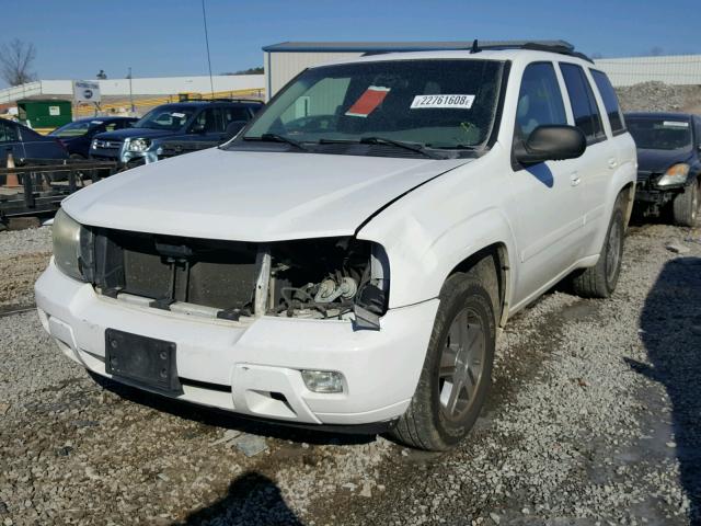 1GNDS13S862336238 - 2006 CHEVROLET TRAILBLAZE WHITE photo 2