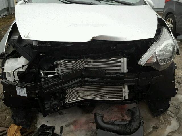 KNADM4A39H6111903 - 2017 KIA RIO LX Արծաթագույն լուսանկար 9
