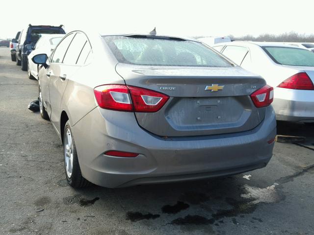 1G1BE5SM4H7269315 - 2017 CHEVROLET CRUZE LT GRAY photo 3