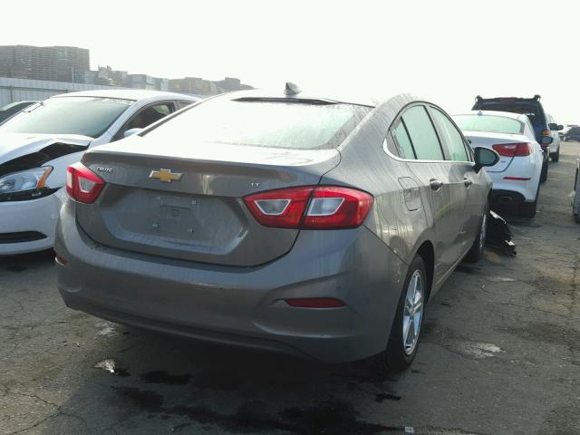 1G1BE5SM4H7269315 - 2017 CHEVROLET CRUZE LT GRAY photo 4