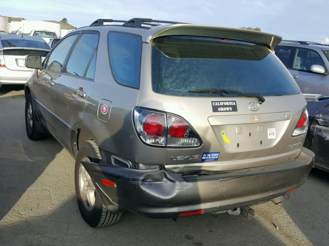 JTJHF10U320276277 - 2002 LEXUS RX 300 GOLD photo 3