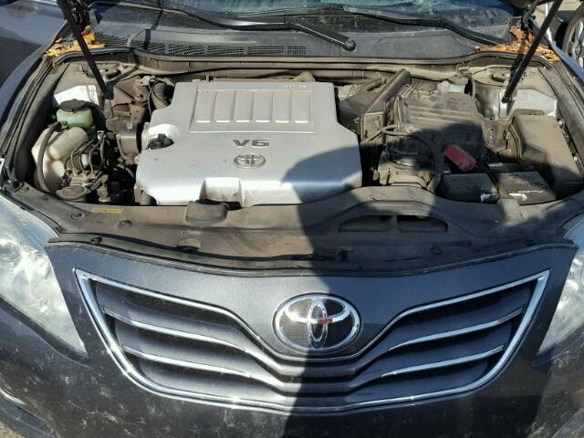 4T1BK3EK5BU128787 - 2011 TOYOTA CAMRY SE GRAY photo 7