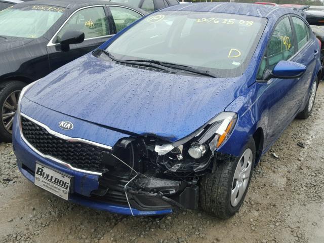 3KPFK4A74HE032699 - 2017 KIA FORTE LX BLUE photo 2