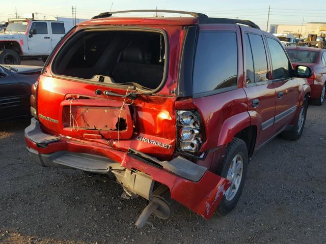 1GNDT13S222176154 - 2002 CHEVROLET TRAILBLAZE RED photo 4