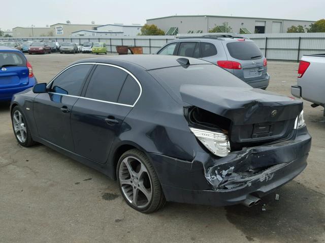 WBANV13539C155400 - 2009 BMW 528 XI GRAY photo 3
