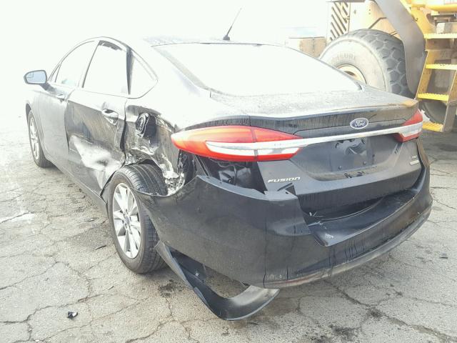 3FA6P0HD7HR399665 - 2017 FORD FUSION SE BLACK photo 3