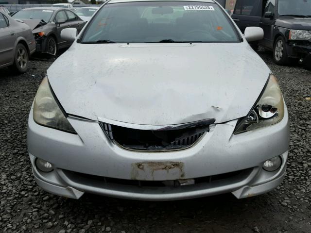 4T1CE38P45U954294 - 2005 TOYOTA CAMRY SOLA SILVER photo 9