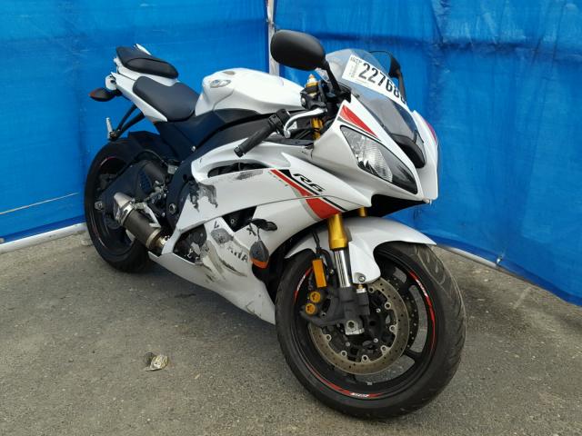 JYARJ16Y9FA009365 - 2015 YAMAHA YZFR6 C WHITE photo 1