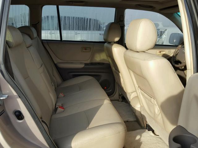 JTEDP21A840027819 - 2004 TOYOTA HIGHLANDER GOLD photo 6