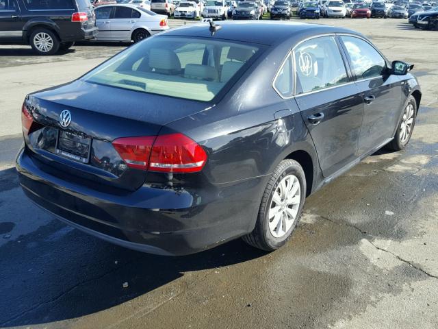 1VWAP7A33DC139297 - 2013 VOLKSWAGEN PASSAT S შავი ფოტო 4