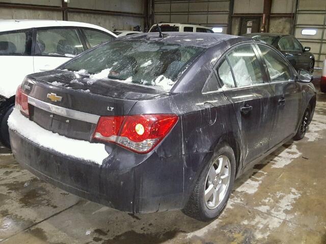 1G1PC5SB5E7346831 - 2014 CHEVROLET CRUZE LT CHARCOAL photo 4