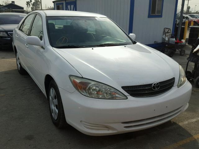 4T1BE32K62U058163 - 2002 TOYOTA CAMRY LE WHITE photo 1