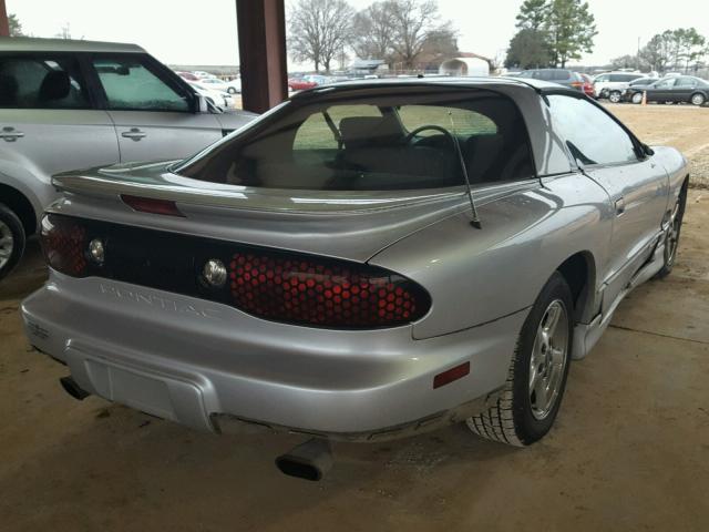 2G2FS22K1Y2168081 - 2000 PONTIAC FIREBIRD SILVER photo 4