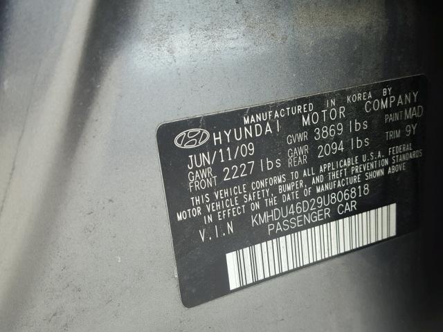 KMHDU46D29U806818 - 2009 HYUNDAI ELANTRA GL SILVER photo 10