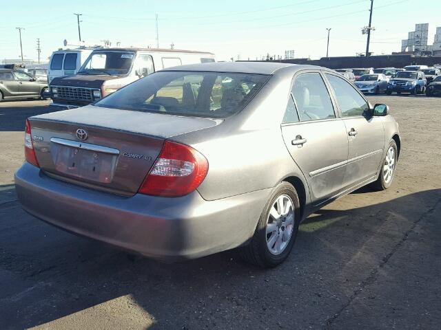 4T1BE30K22U592862 - 2002 TOYOTA CAMRY LE GRAY photo 4