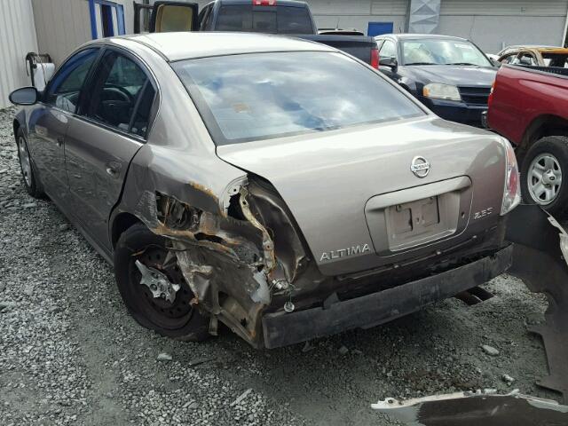 1N4AL11D83C233202 - 2003 NISSAN ALTIMA BAS BEIGE photo 3