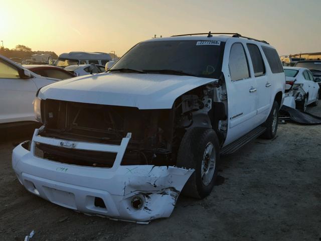 3GNFC16077G133351 - 2007 CHEVROLET SUBURBAN C WHITE photo 2