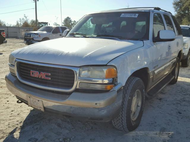 1GKEC13T9YJ122889 - 2000 GMC YUKON WHITE photo 2