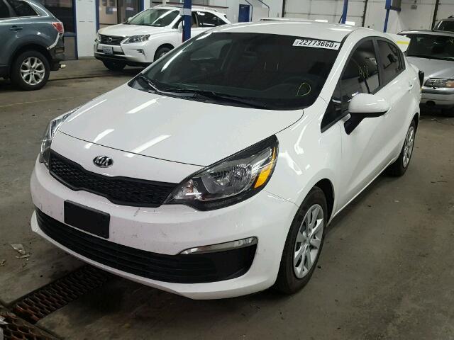 KNADM4A35H6016108 - 2017 KIA RIO LX WHITE photo 2