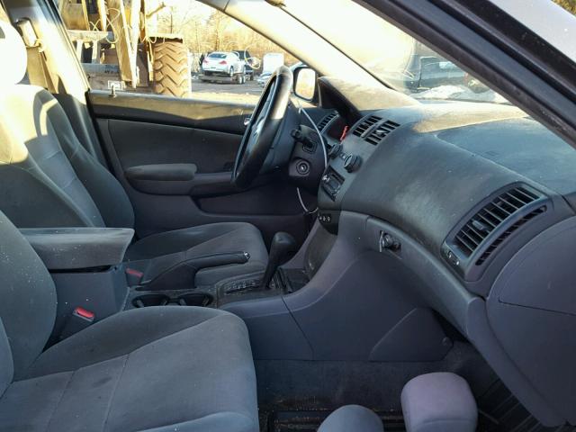 1HGCM56304A055954 - 2004 HONDA ACCORD LX GRAY photo 5