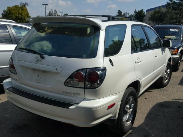 JTJGF10U720145459 - 2002 LEXUS RX 300 WHITE photo 4