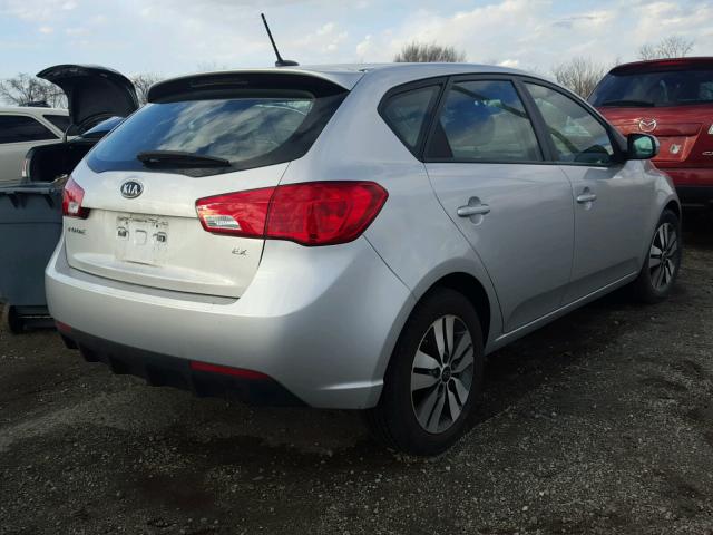 KNAFU5A23D5681076 - 2013 KIA FORTE EX SILVER photo 4