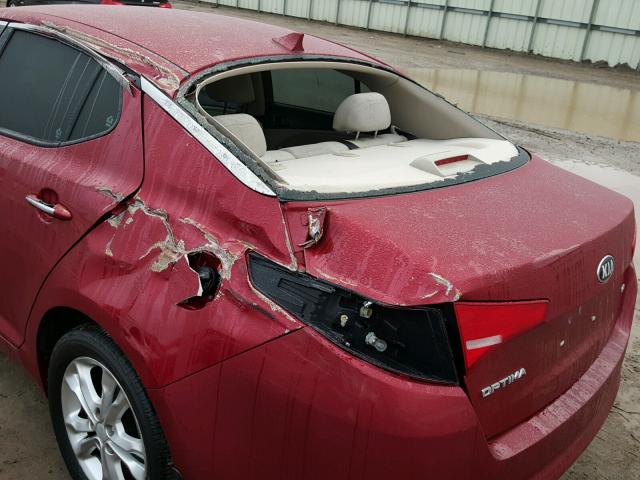 5XXGM4A73DG193335 - 2013 KIA OPTIMA LX RED photo 9