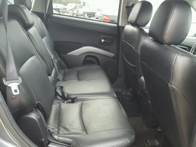 JA4AS3AW3BU034488 - 2011 MITSUBISHI OUTLANDER GRAY photo 6