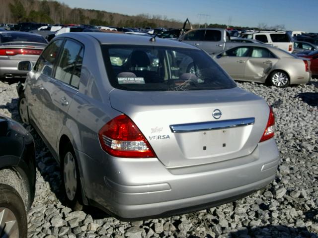 3N1BC11E08L445789 - 2008 NISSAN VERSA S SILVER photo 3