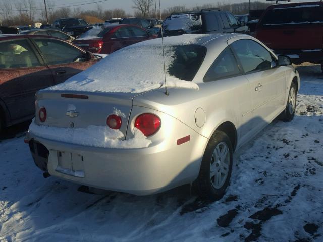 1G1AL15F267851109 - 2006 CHEVROLET COBALT LT SILVER photo 4