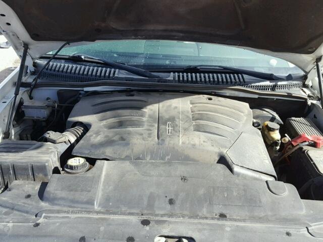 5LMEU68H34ZJ13474 - 2004 LINCOLN AVIATOR 白色 照片 7