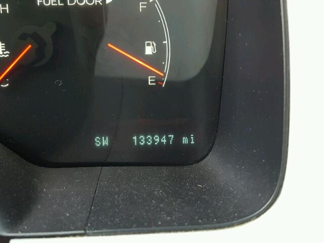 5LMEU68H34ZJ13474 - 2004 LINCOLN AVIATOR 白色 照片 8