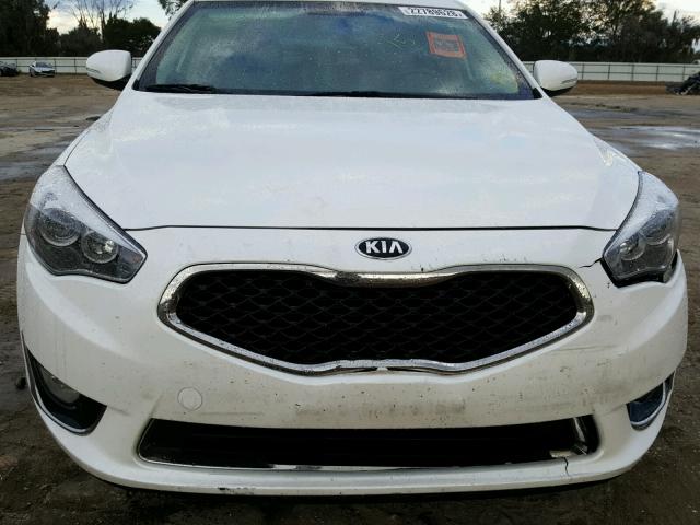 KNALN4D76G5215258 - 2016 KIA CADENZA LU WHITE photo 9