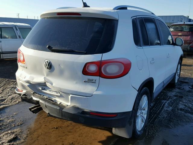 WVGBV75N59W525052 - 2009 VOLKSWAGEN TIGUAN SE WHITE photo 4